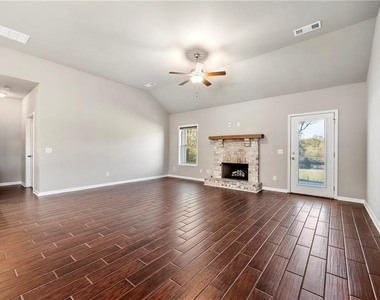 540 Brookside Lane - Photo Thumbnail 9