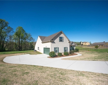 540 Brookside Lane - Photo Thumbnail 2