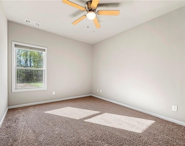 540 Brookside Lane - Photo Thumbnail 23
