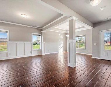 540 Brookside Lane - Photo Thumbnail 15