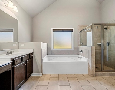 540 Brookside Lane - Photo Thumbnail 20