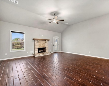 540 Brookside Lane - Photo Thumbnail 8