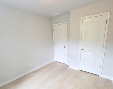 112 Werner Brook Way Sw - Photo Thumbnail 12