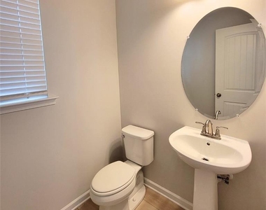112 Werner Brook Way Sw - Photo Thumbnail 5