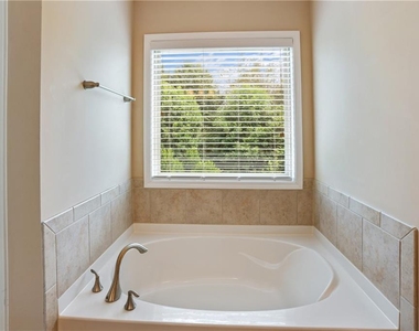 4835 Edgemoore Trace - Photo Thumbnail 68