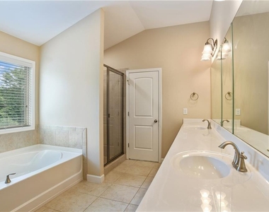 4835 Edgemoore Trace - Photo Thumbnail 63