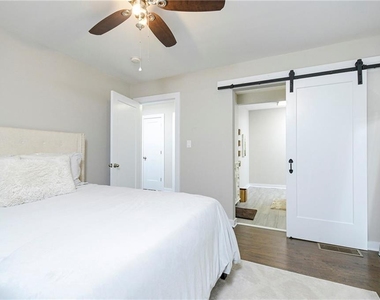 1452 Akridge Street Nw - Photo Thumbnail 11