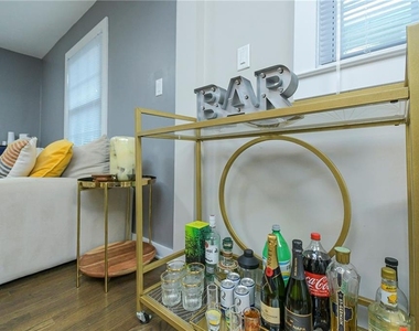 1452 Akridge Street Nw - Photo Thumbnail 5