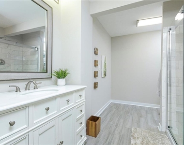1452 Akridge Street Nw - Photo Thumbnail 13