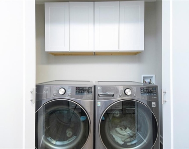 1452 Akridge Street Nw - Photo Thumbnail 9