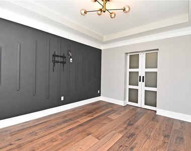 2625 Hickory Hill Drive Se - Photo Thumbnail 5