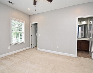 2625 Hickory Hill Drive Se - Photo Thumbnail 18