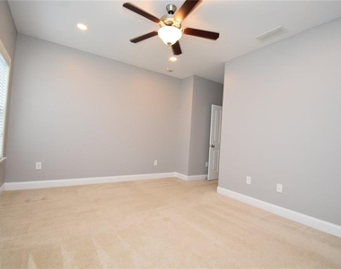 2625 Hickory Hill Drive Se - Photo Thumbnail 17