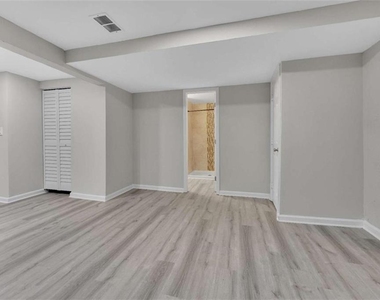 2781 Jen Chris Drive - Photo Thumbnail 39