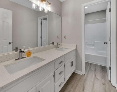 2781 Jen Chris Drive - Photo Thumbnail 26