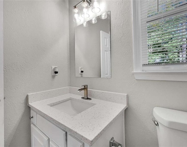 2781 Jen Chris Drive - Photo Thumbnail 15