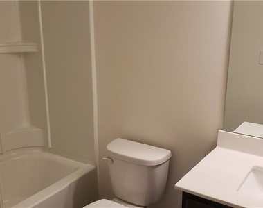 3063 Tarian Way - Photo Thumbnail 14