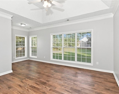 632 Addison Way - Photo Thumbnail 4