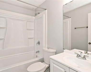 632 Addison Way - Photo Thumbnail 12