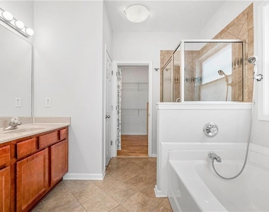 2113 Worrall Hill Drive - Photo Thumbnail 23