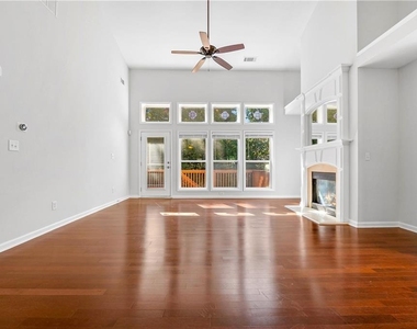 2113 Worrall Hill Drive - Photo Thumbnail 11