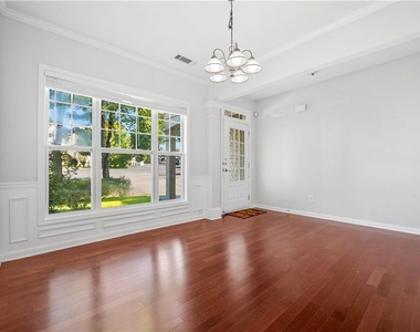 2113 Worrall Hill Drive - Photo Thumbnail 7