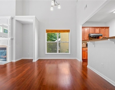 2113 Worrall Hill Drive - Photo Thumbnail 13