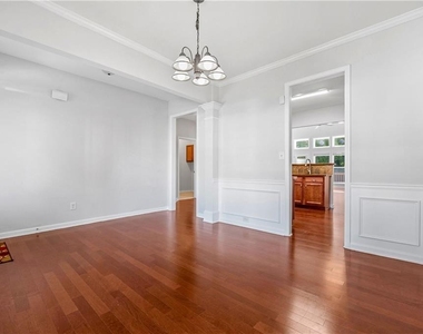 2113 Worrall Hill Drive - Photo Thumbnail 8