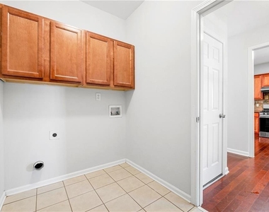 2113 Worrall Hill Drive - Photo Thumbnail 18