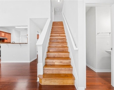 2113 Worrall Hill Drive - Photo Thumbnail 29