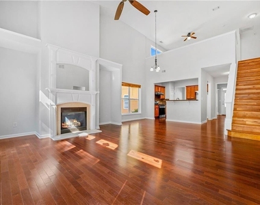 2113 Worrall Hill Drive - Photo Thumbnail 9