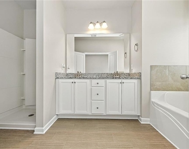 130 Culver Street - Photo Thumbnail 12