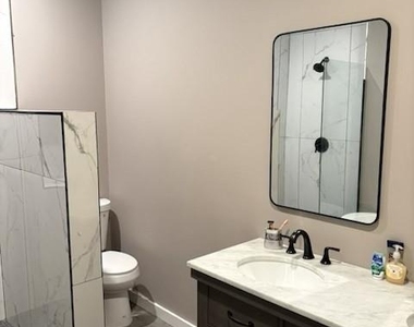 2681 Kenwood Drive - Photo Thumbnail 6