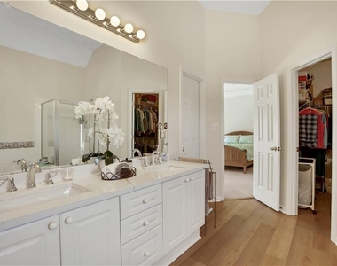 6505 Daniel Court - Photo Thumbnail 9