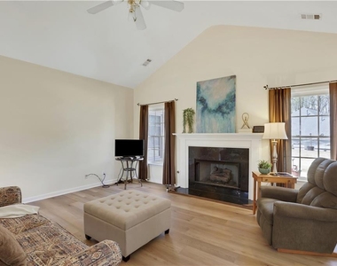 6505 Daniel Court - Photo Thumbnail 3