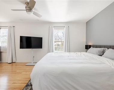 2940 Lexington Trace Drive - Photo Thumbnail 15