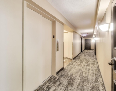 10 E Ontario Street - Photo Thumbnail 9
