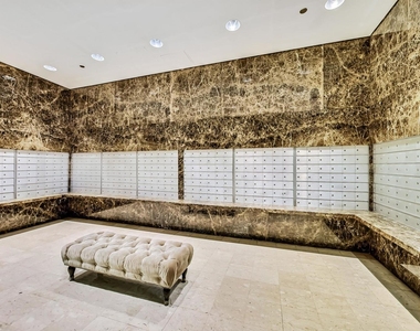 10 E Ontario Street - Photo Thumbnail 8