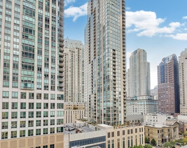 10 E Ontario Street - Photo Thumbnail 21