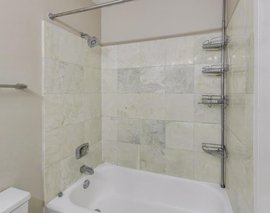 10 E Ontario Street - Photo Thumbnail 19