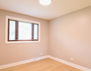 515 N La Londe Avenue - Photo Thumbnail 5