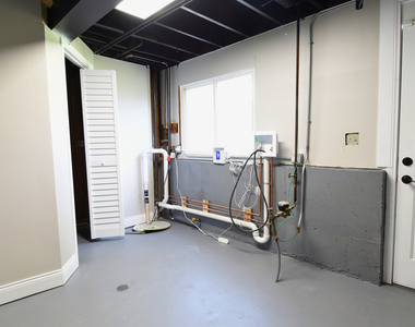 515 N La Londe Avenue - Photo Thumbnail 13