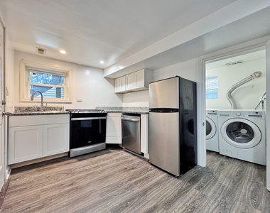 3316 W Flournoy Street - Photo Thumbnail 1