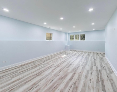 703 N Homan Avenue - Photo Thumbnail 21