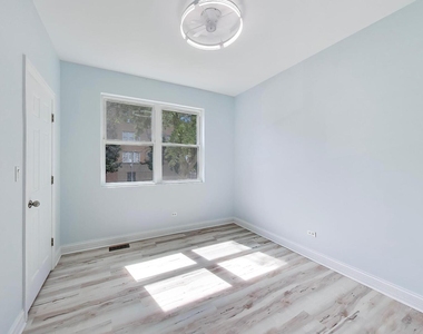 703 N Homan Avenue - Photo Thumbnail 23