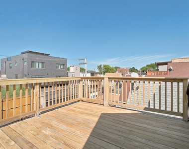 2334 W Medill Avenue - Photo Thumbnail 40