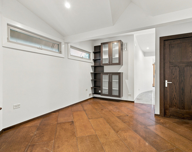 2334 W Medill Avenue - Photo Thumbnail 14