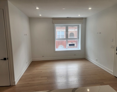 2202 W Race Avenue - Photo Thumbnail 1