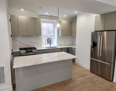 2202 W Race Avenue - Photo Thumbnail 3
