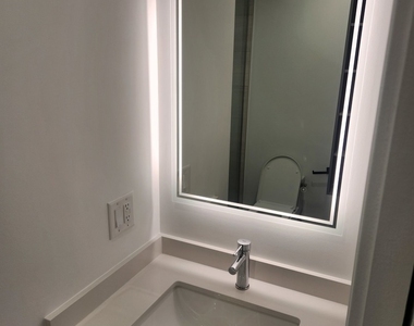 2202 W Race Avenue - Photo Thumbnail 13